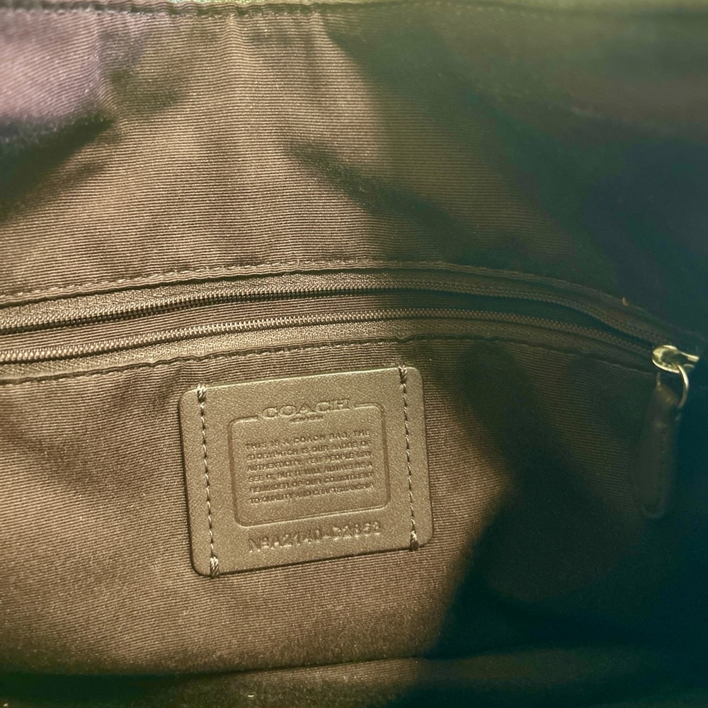 Coach Pebble Leather Gray Shoulder Bag - Picture 8 of 8